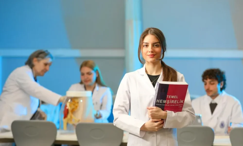 Meniere kulak basıncı - medikal atlas stilinde anatomik kesit illustrasyonu